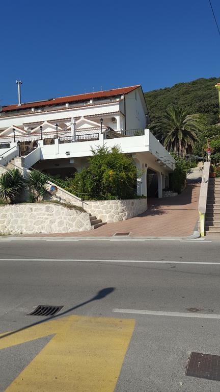 Guest House Galeb Supetarska Draga Exterior foto